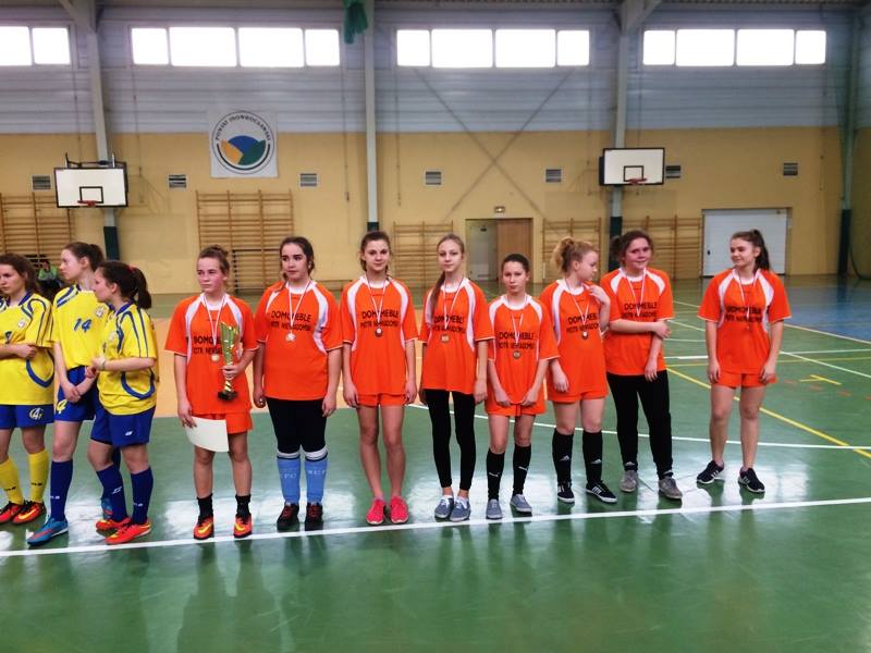 Gimnazjum nr 2 w Kruszwicy z medalem [GALERIA]