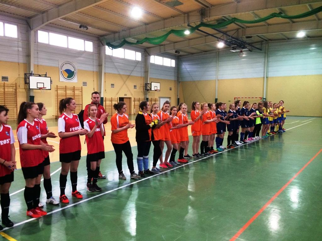 Gimnazjum nr 2 w Kruszwicy z medalem [GALERIA]