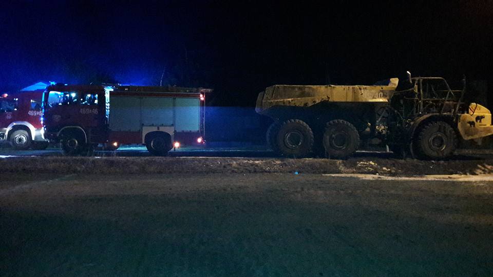 W Karsku płonęła kopalniana wywrotka
