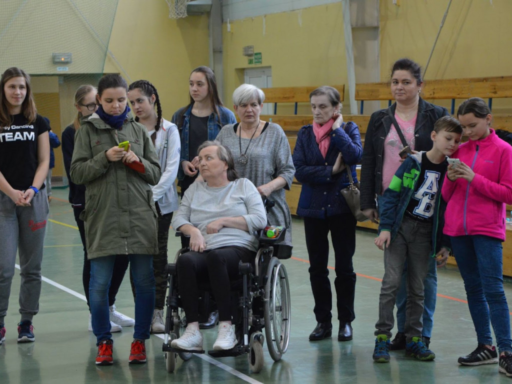 Samorządowcy nagrodzili panie podczas Turnieju Siatkówki [GALERIA]