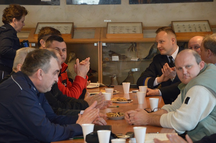 Samorządowcy i przedstawiciele służb dyskutowali o bezpieczeństwie nad Gopłem w ramach komisji 
