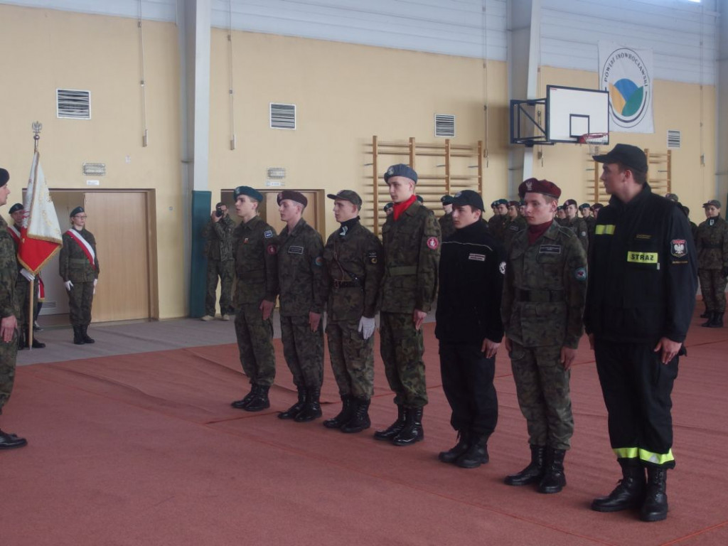 Za nami III Wojewódzki Przegląd Musztry Klas Mundurowych Kruszwica 2017 [GALERIA]