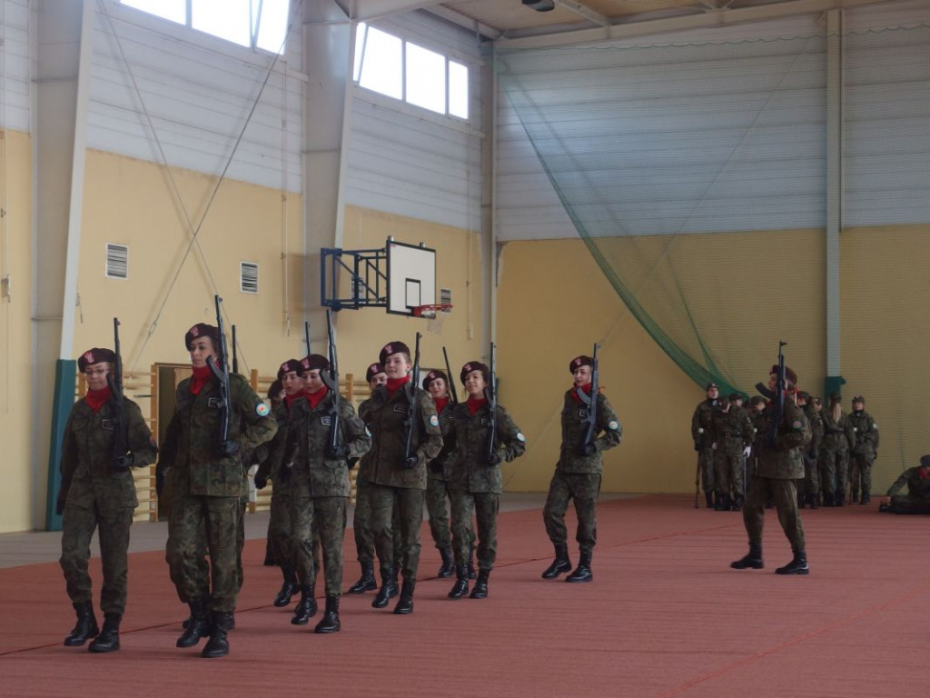 Za nami III Wojewódzki Przegląd Musztry Klas Mundurowych Kruszwica 2017 [GALERIA]
