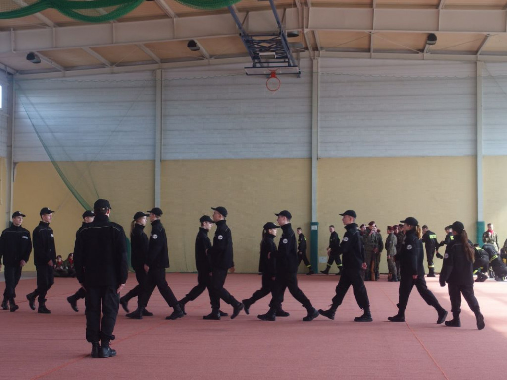 Za nami III Wojewódzki Przegląd Musztry Klas Mundurowych Kruszwica 2017 [GALERIA]