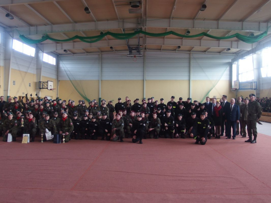 Za nami III Wojewódzki Przegląd Musztry Klas Mundurowych Kruszwica 2017 [GALERIA]