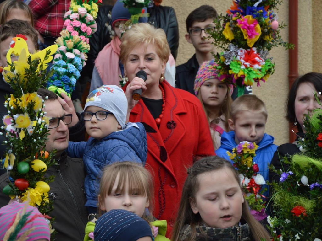 Chełmce: Tak wybieraliśmy najpiękniejsze palmy wielkanocne [FOTO+VIDEO]