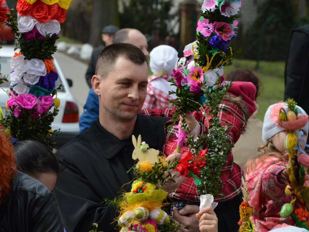 Chełmce: Tak wybieraliśmy najpiękniejsze palmy wielkanocne [FOTO+VIDEO]