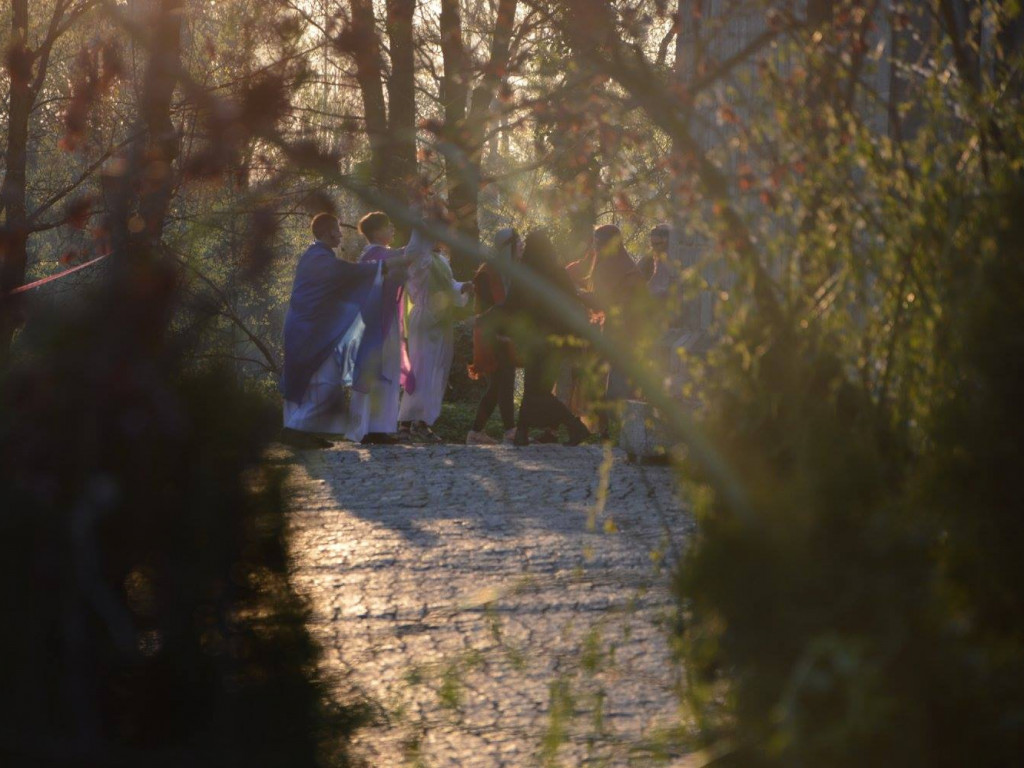 Kujawskie Misterium Męki Pańskiej: Ostatnia Wieczerza i wydanie Jezusa [FOTO+VIDEO]