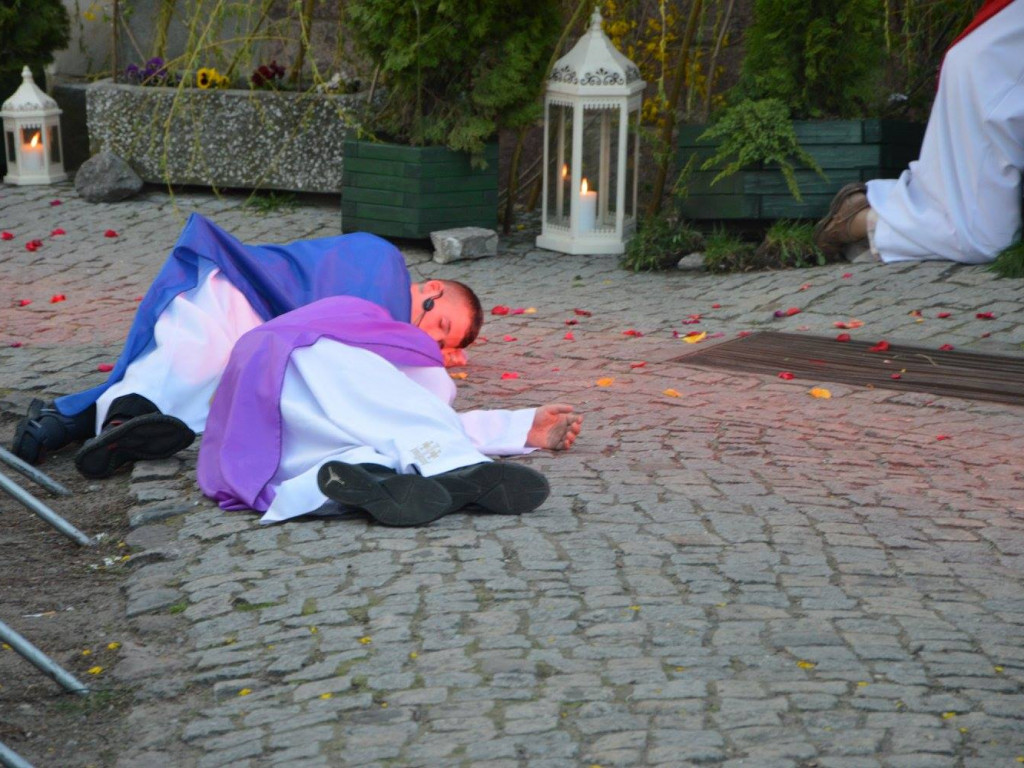 Kujawskie Misterium Męki Pańskiej: Ostatnia Wieczerza i wydanie Jezusa [FOTO+VIDEO]