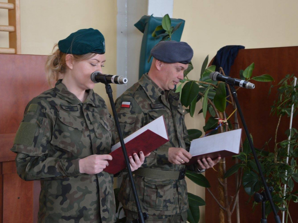 Obchody 95-lecia szkolnictwa zawodowego i ślubowanie klas mundurowych w 
