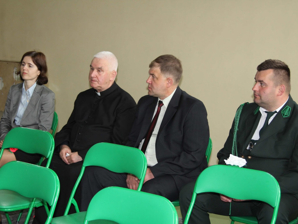 20 lat Armia Krajowa patronuje Szkole Podstawowej w Chełmcach [GALERIA]