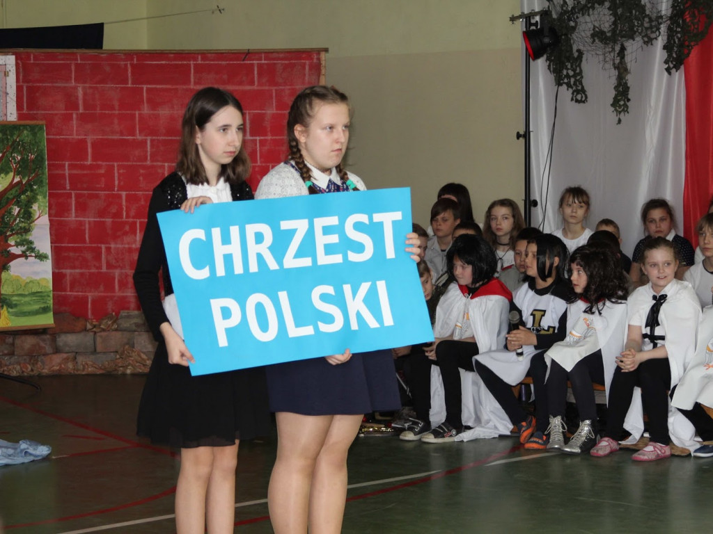 20 lat Armia Krajowa patronuje Szkole Podstawowej w Chełmcach [GALERIA]