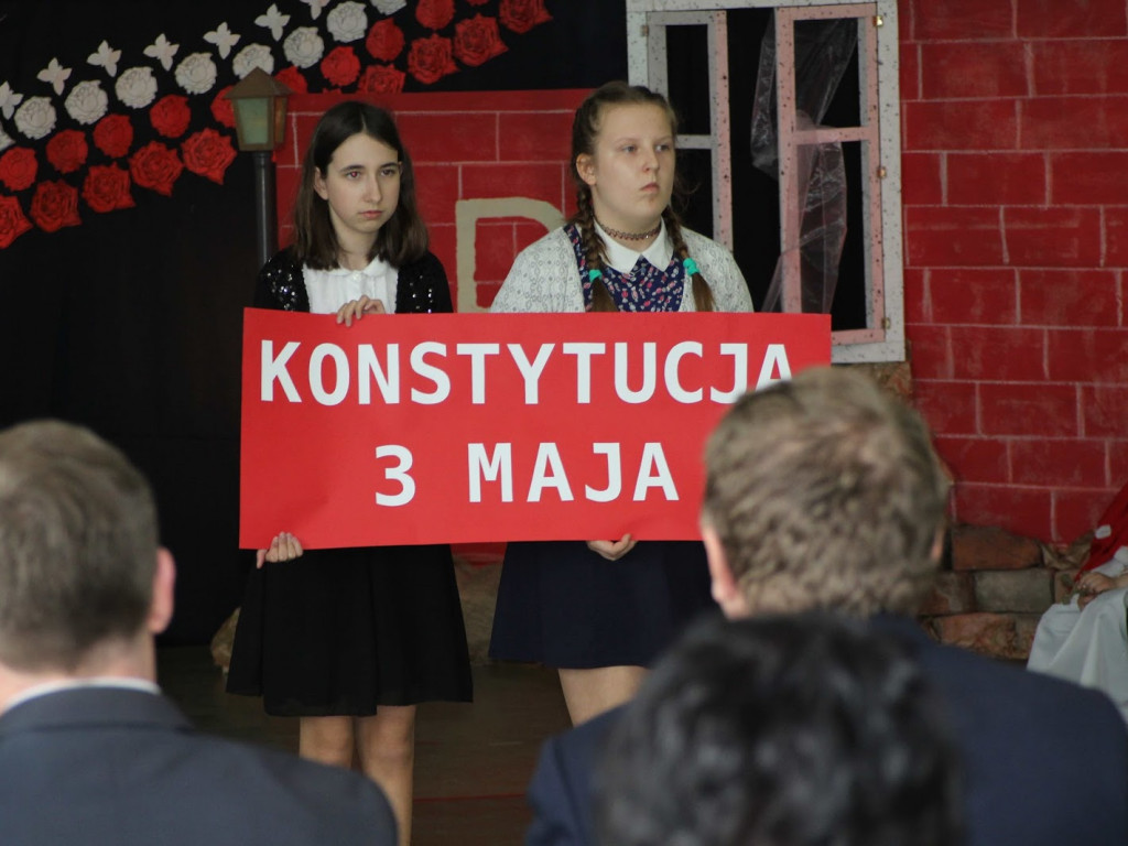20 lat Armia Krajowa patronuje Szkole Podstawowej w Chełmcach [GALERIA]