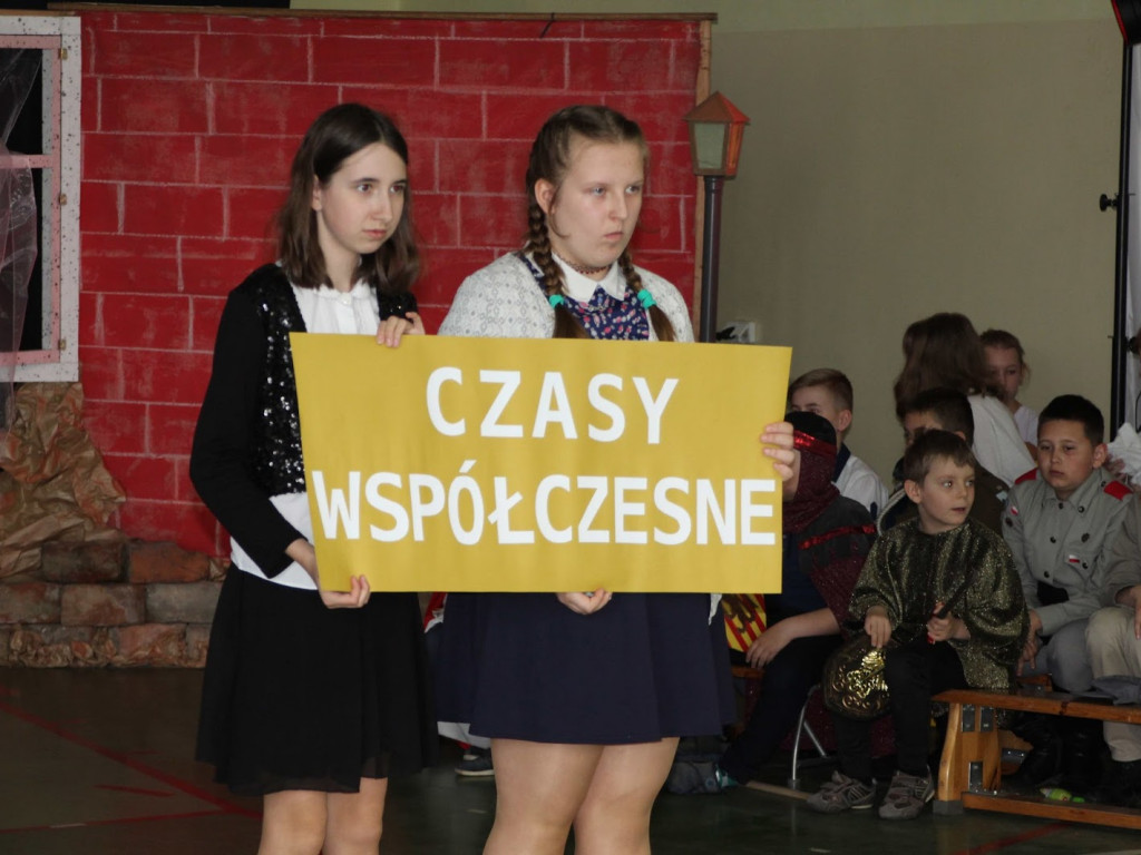20 lat Armia Krajowa patronuje Szkole Podstawowej w Chełmcach [GALERIA]