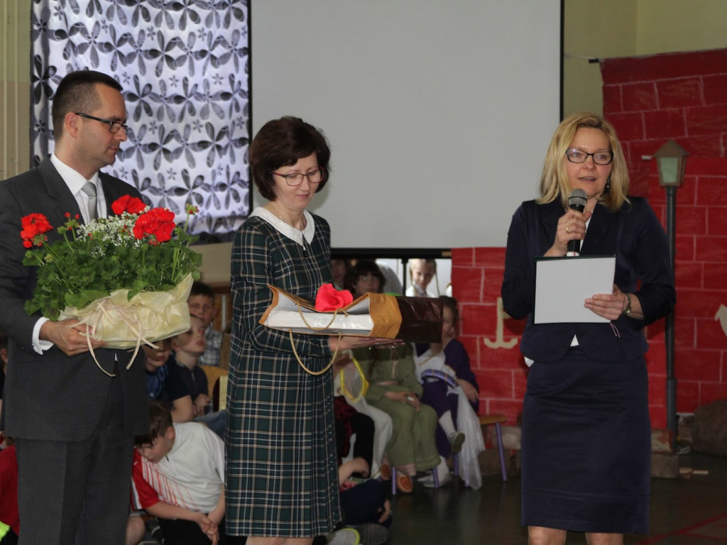20 lat Armia Krajowa patronuje Szkole Podstawowej w Chełmcach [GALERIA]