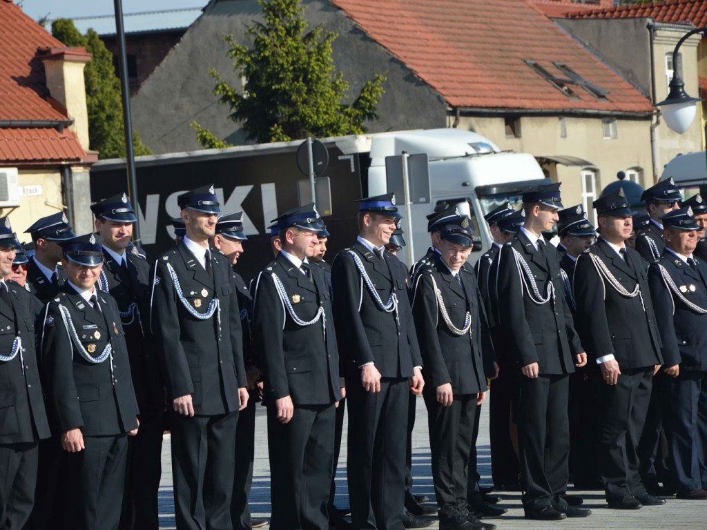 Zasłużeni strażacy odznaczeni. Zobacz zdjęcia z kruszwickiego Capstrzyku [GALERIA]