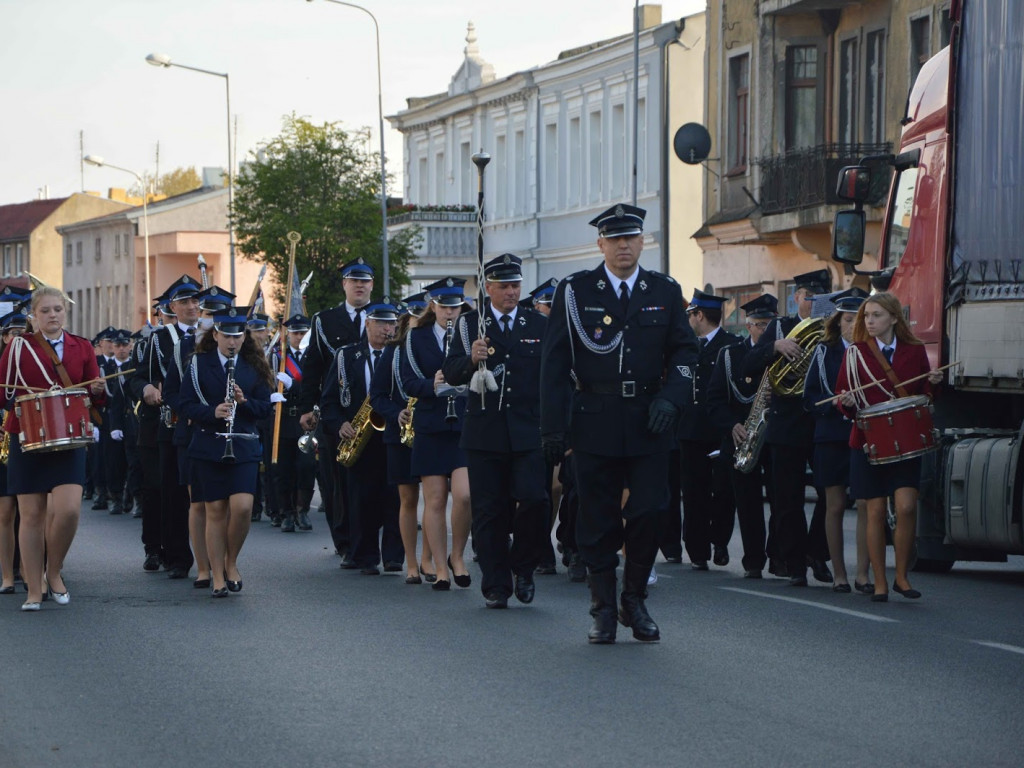 Zakończenie uroczystości na rynku w Kruszwicy [GALERIA]