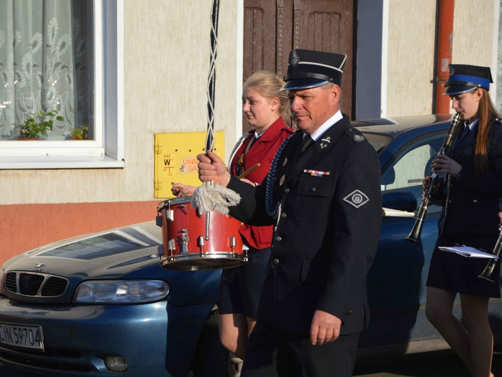 Zakończenie uroczystości na rynku w Kruszwicy [GALERIA]