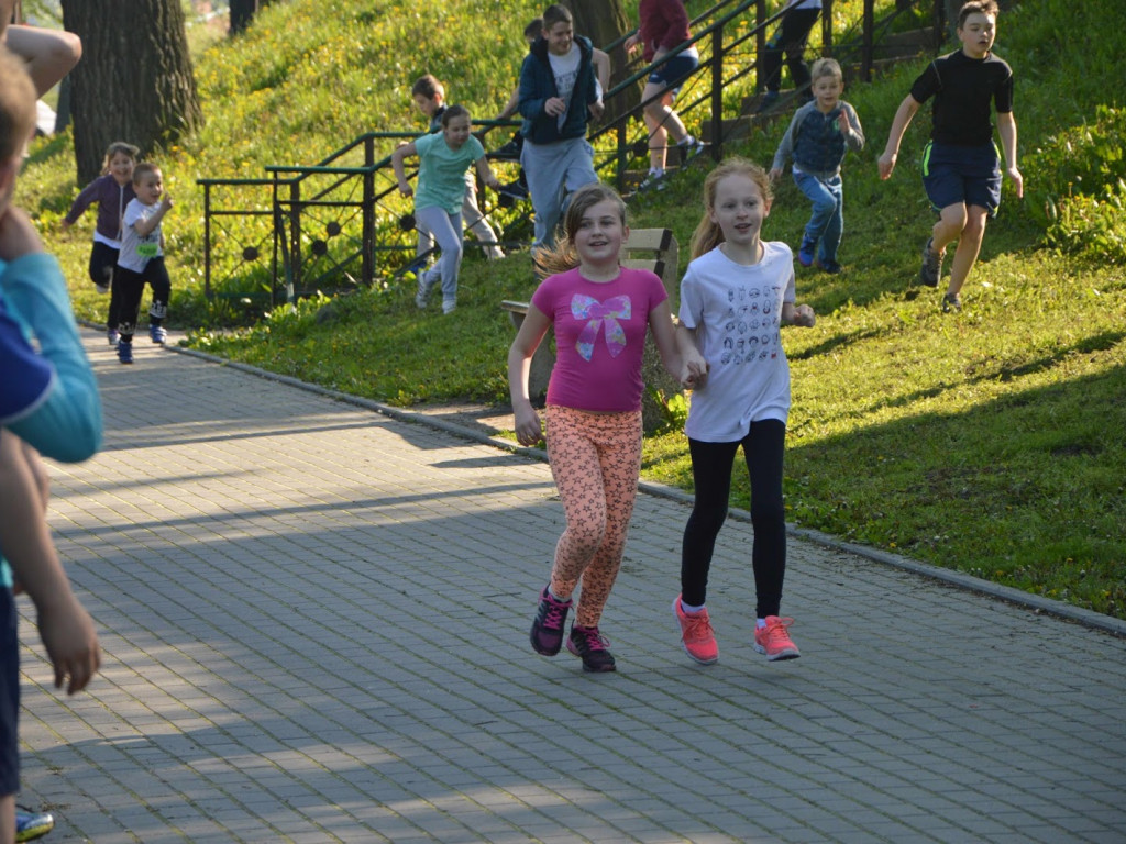 Młodzież uczestniczyła w zawodach związanych z Biegiem Piastowskim [GALERIA]