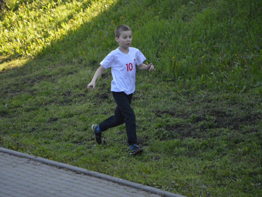 Młodzież uczestniczyła w zawodach związanych z Biegiem Piastowskim [GALERIA]