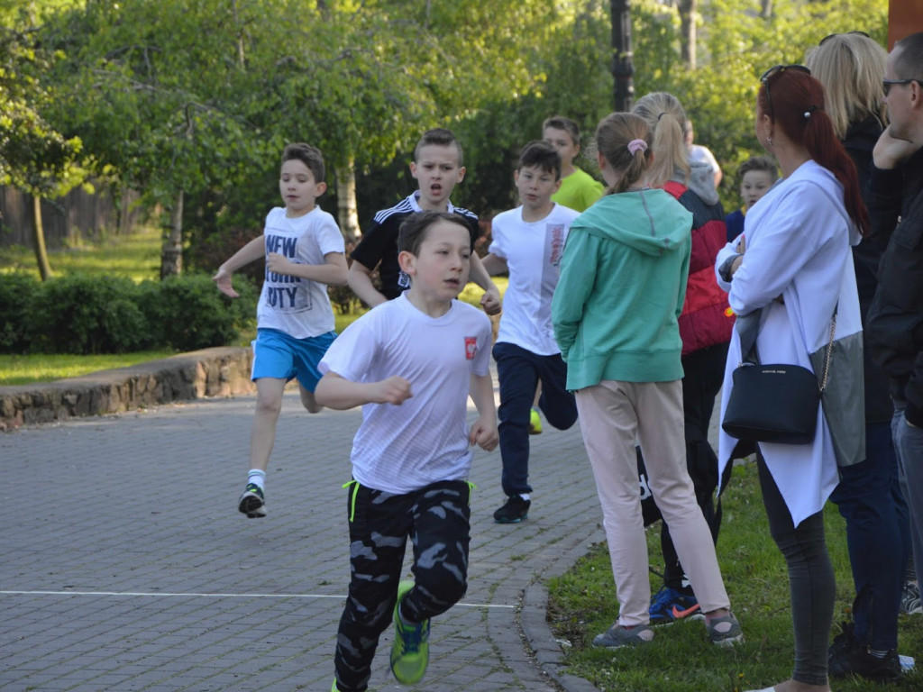Młodzież uczestniczyła w zawodach związanych z Biegiem Piastowskim [GALERIA]