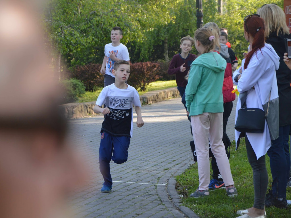 Młodzież uczestniczyła w zawodach związanych z Biegiem Piastowskim [GALERIA]