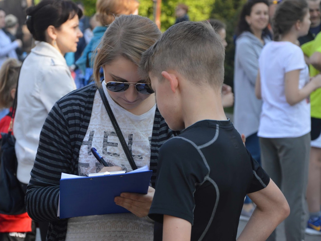 Młodzież uczestniczyła w zawodach związanych z Biegiem Piastowskim [GALERIA]