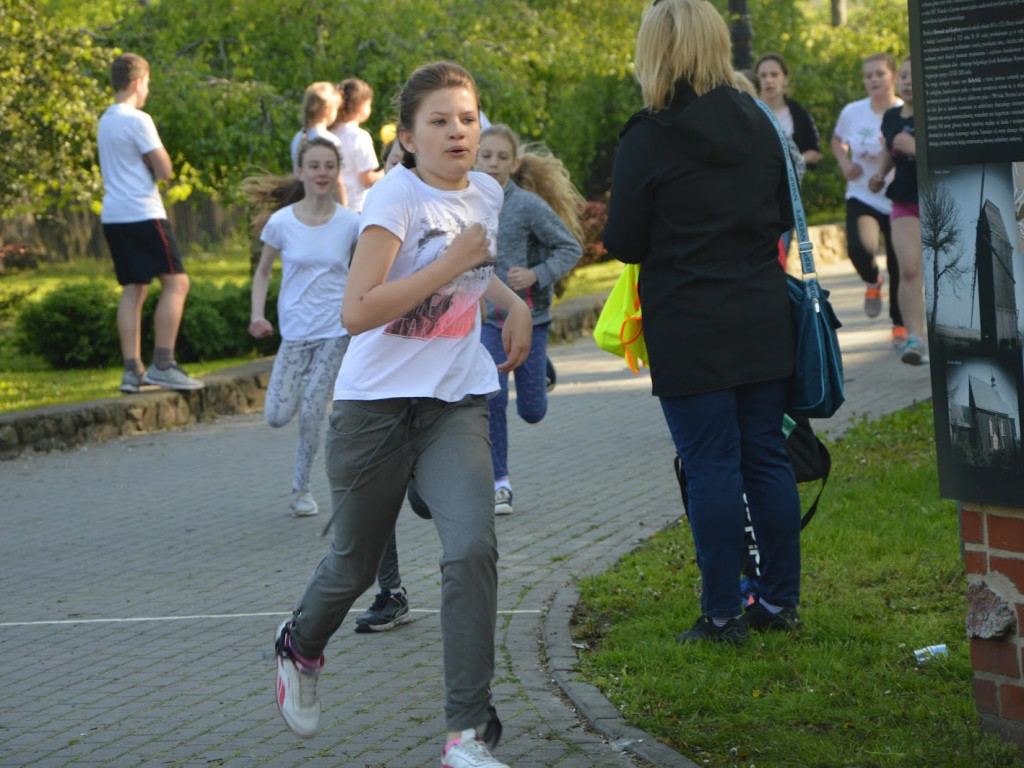 Młodzież uczestniczyła w zawodach związanych z Biegiem Piastowskim [GALERIA]