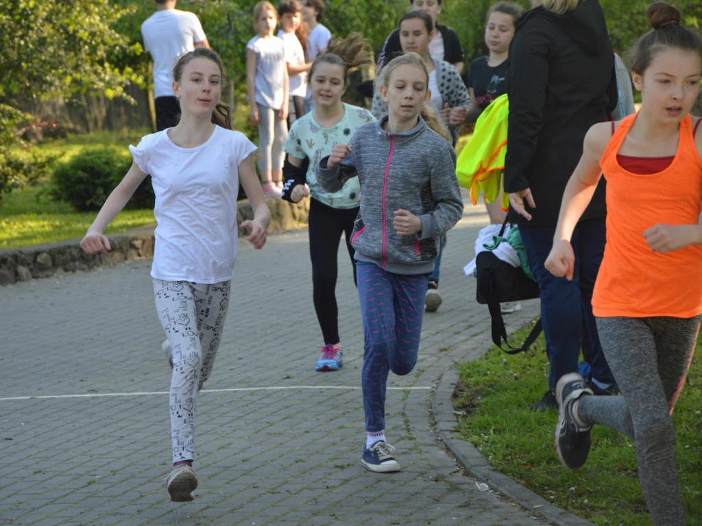Młodzież uczestniczyła w zawodach związanych z Biegiem Piastowskim [GALERIA]