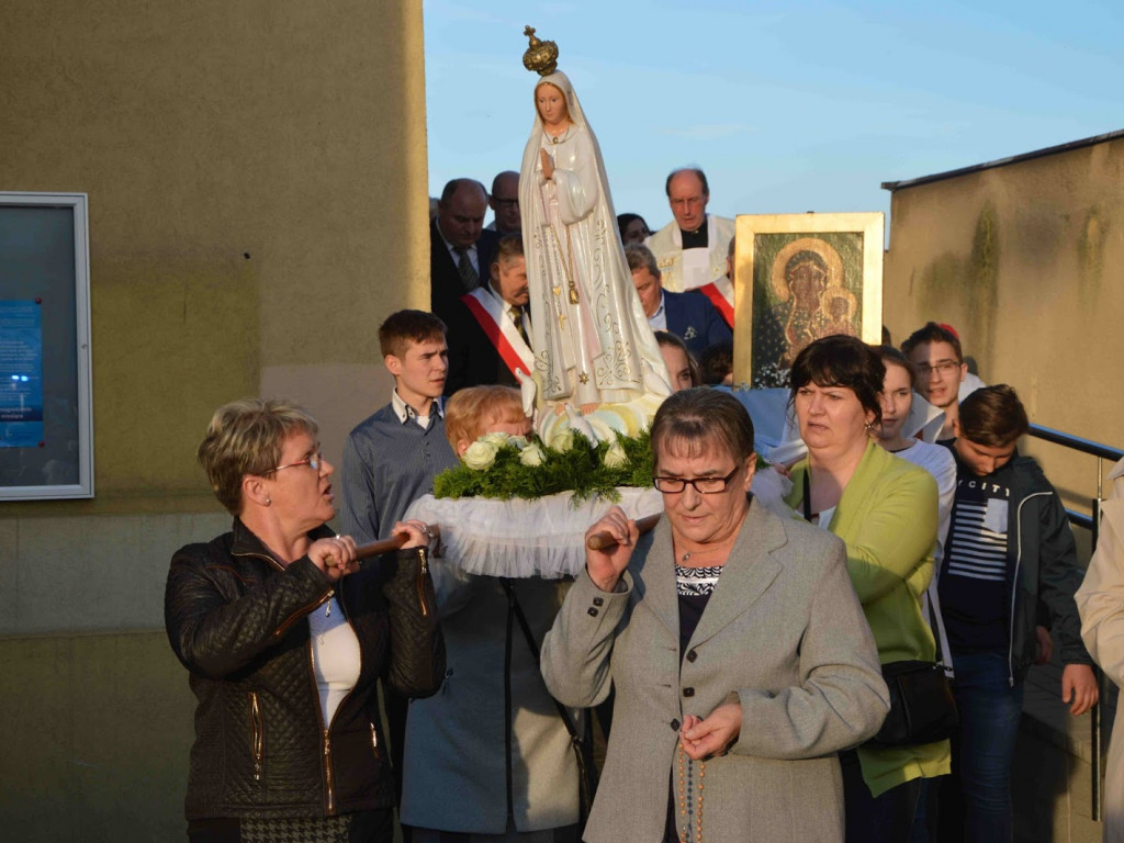 Uroczystości religijne w Kruszwicy: Świętowaliśmy setną rocznicę Objawień Fatimskich [GALERIA+VIDEO]