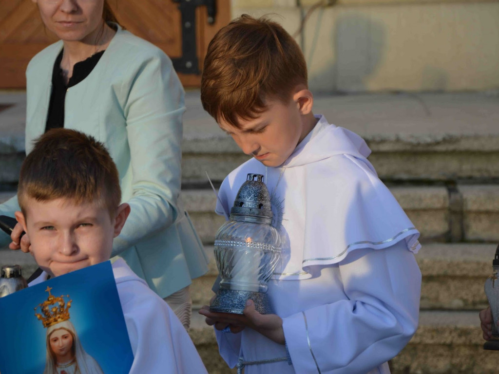 Uroczystości religijne w Kruszwicy: Świętowaliśmy setną rocznicę Objawień Fatimskich [GALERIA+VIDEO]