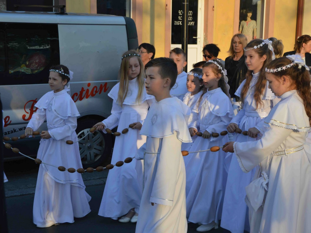 Uroczystości religijne w Kruszwicy: Świętowaliśmy setną rocznicę Objawień Fatimskich [GALERIA+VIDEO]