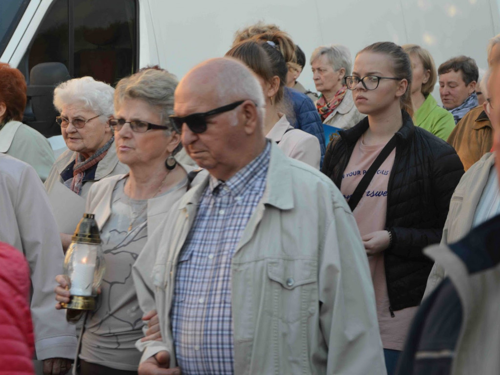 Uroczystości religijne w Kruszwicy: Świętowaliśmy setną rocznicę Objawień Fatimskich [GALERIA+VIDEO]