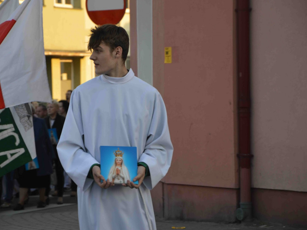 Uroczystości religijne w Kruszwicy: Świętowaliśmy setną rocznicę Objawień Fatimskich [GALERIA+VIDEO]