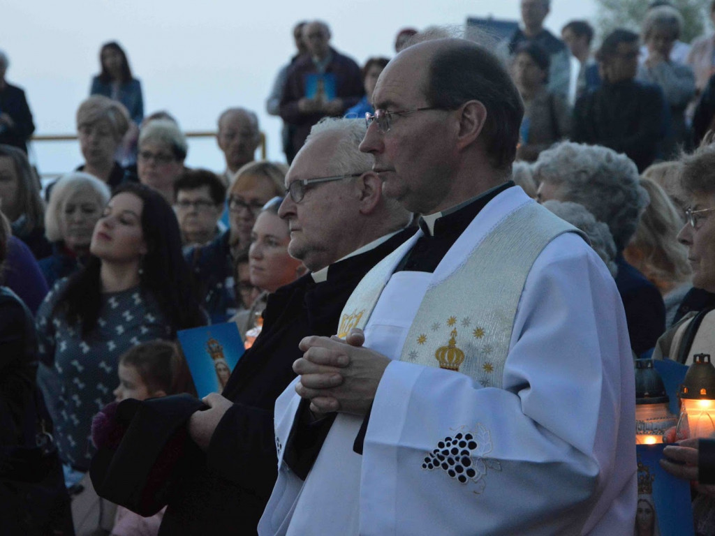 Uroczystości religijne w Kruszwicy: Świętowaliśmy setną rocznicę Objawień Fatimskich [GALERIA+VIDEO]