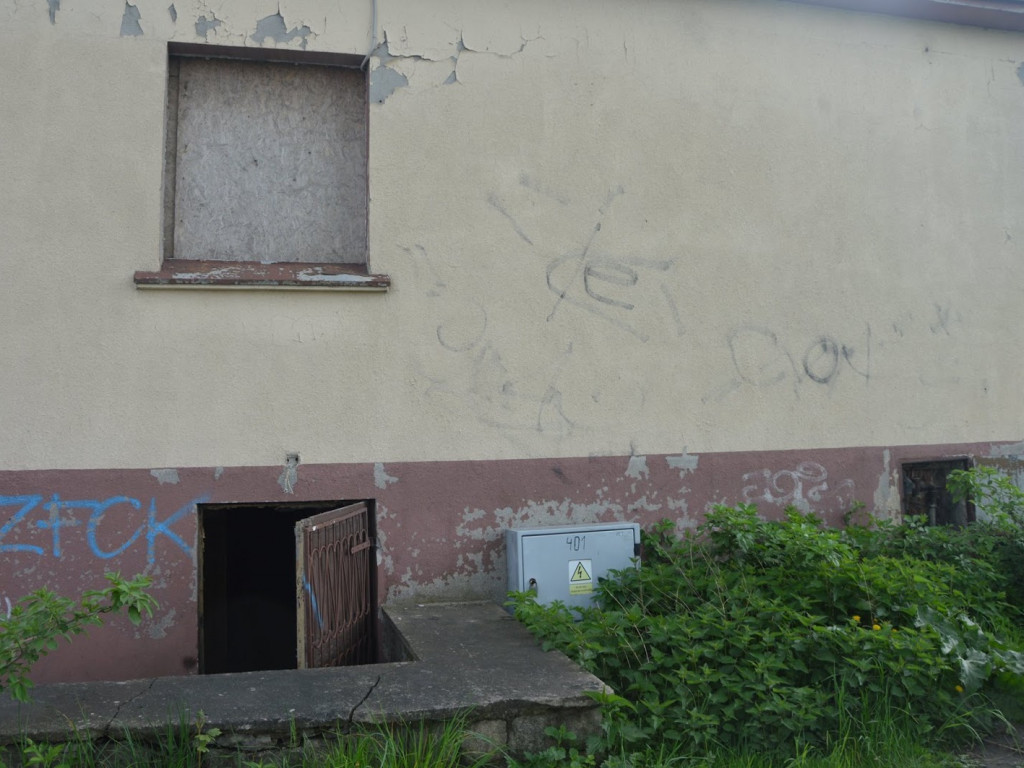 Szansa na drugie życie dawnego dworca: Budynek PKP został sprzedany! [FOTO]