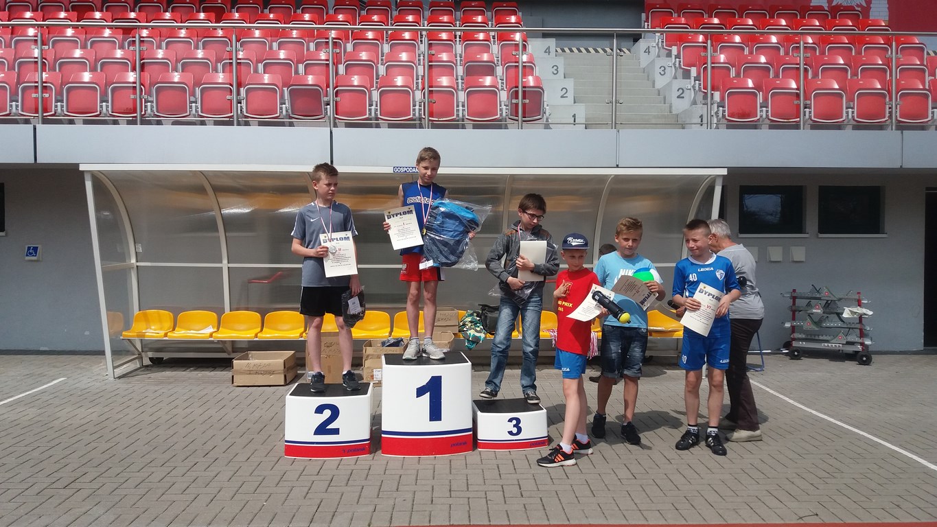 Uczniowie z Woli Wapowskiej z medalami na Mistrzostwach Powiatu