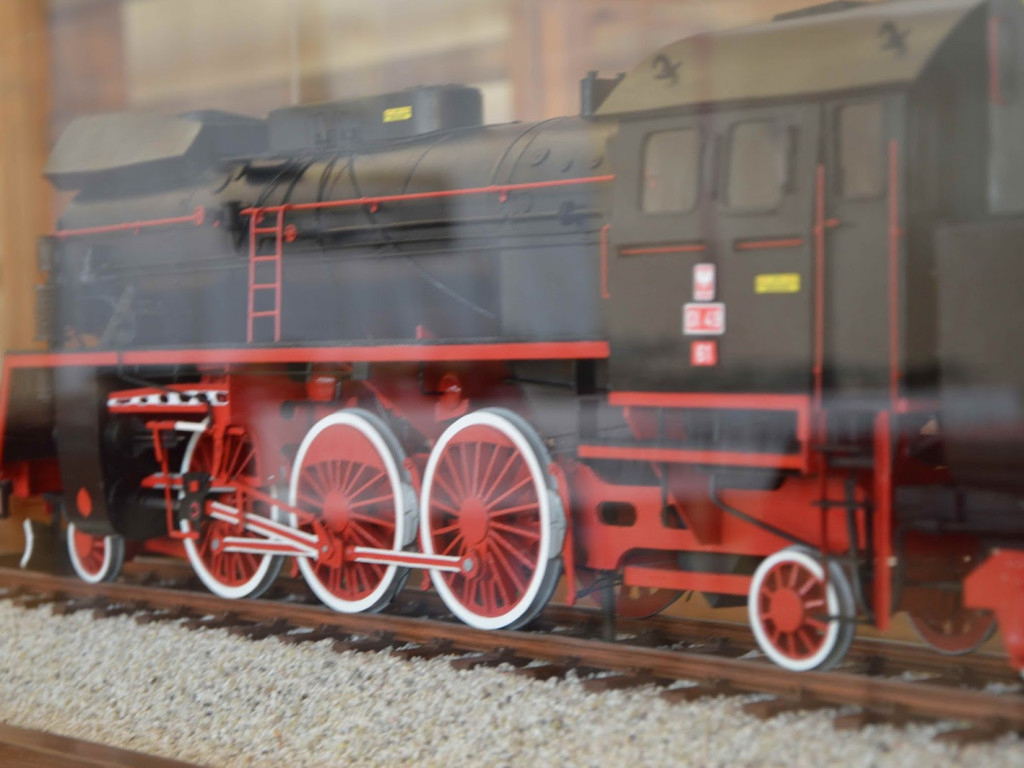 Trwa Ogólnopolski Konkurs Modeli Kartonowych w Kruszwicy [GALERIA]