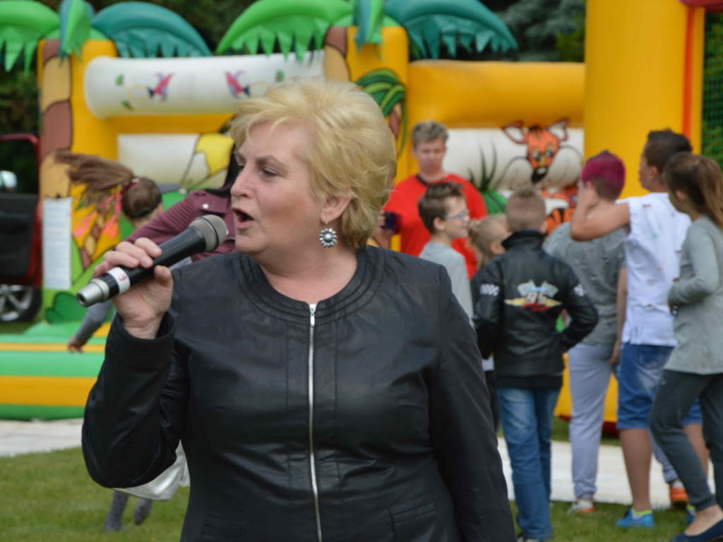 Myszy dostały władzę nad miastem. Parada gryzoni przeszła ulicami miasta