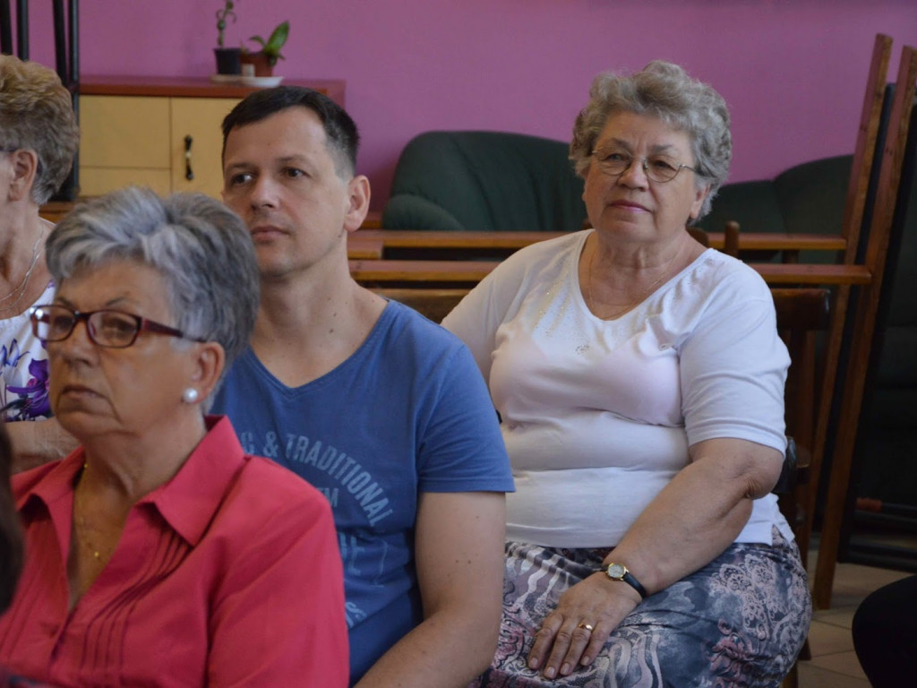 Dziewczęta z Młodzieżowego Ośrodka Wychowawczego w sztuce 