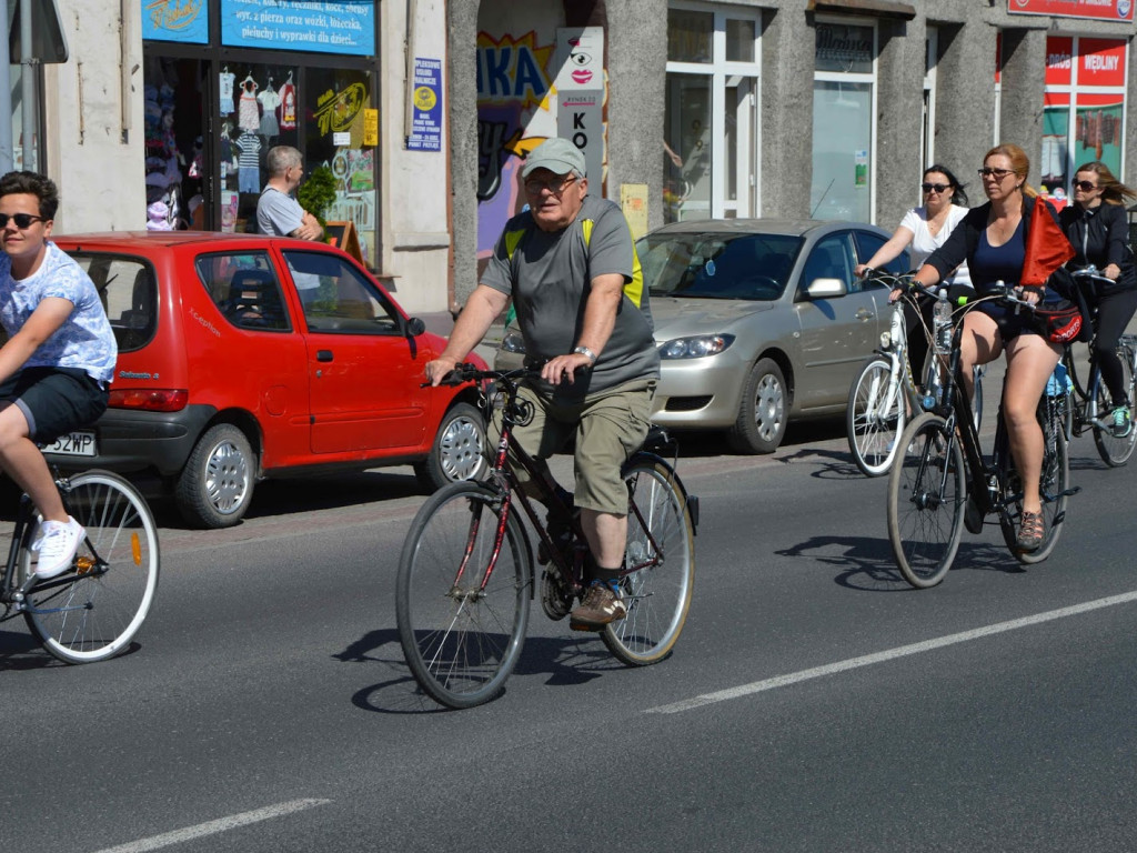 Cała Kruszwica wsiadła na rowery! [FOTO]