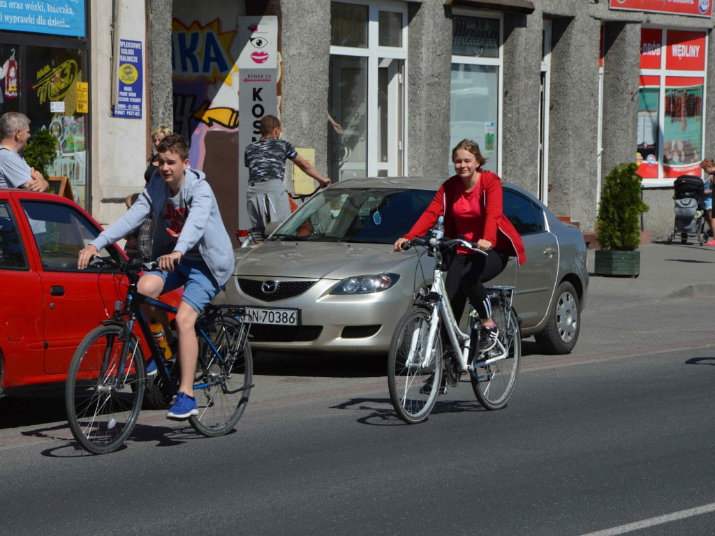 Cała Kruszwica wsiadła na rowery! [FOTO]