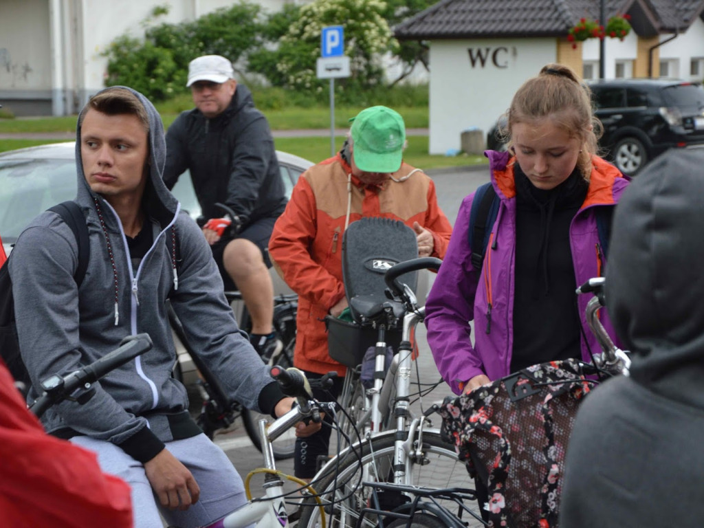 Rowerzyści świętowali 50 lat istnienia Nadgoplańskiego Parku Tysiąclecia w Kruszwicy [GALERIA]