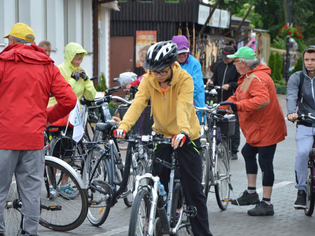 Rowerzyści świętowali 50 lat istnienia Nadgoplańskiego Parku Tysiąclecia w Kruszwicy [GALERIA]