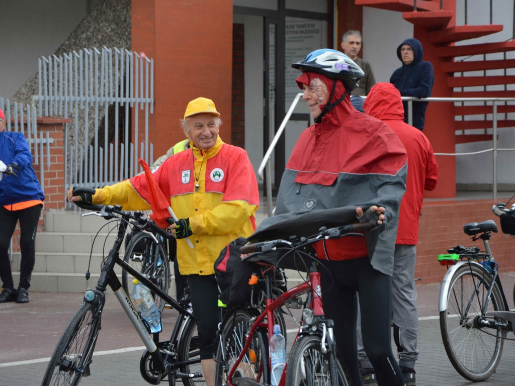 Rowerzyści świętowali 50 lat istnienia Nadgoplańskiego Parku Tysiąclecia w Kruszwicy [GALERIA]