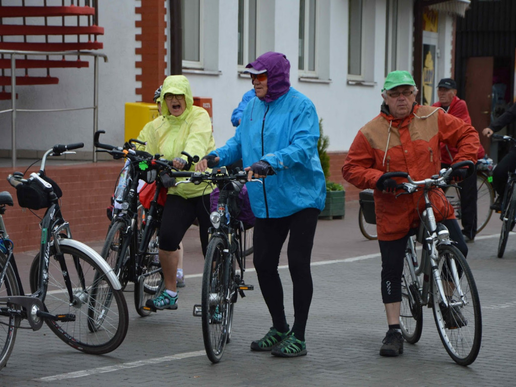 Rowerzyści świętowali 50 lat istnienia Nadgoplańskiego Parku Tysiąclecia w Kruszwicy [GALERIA]