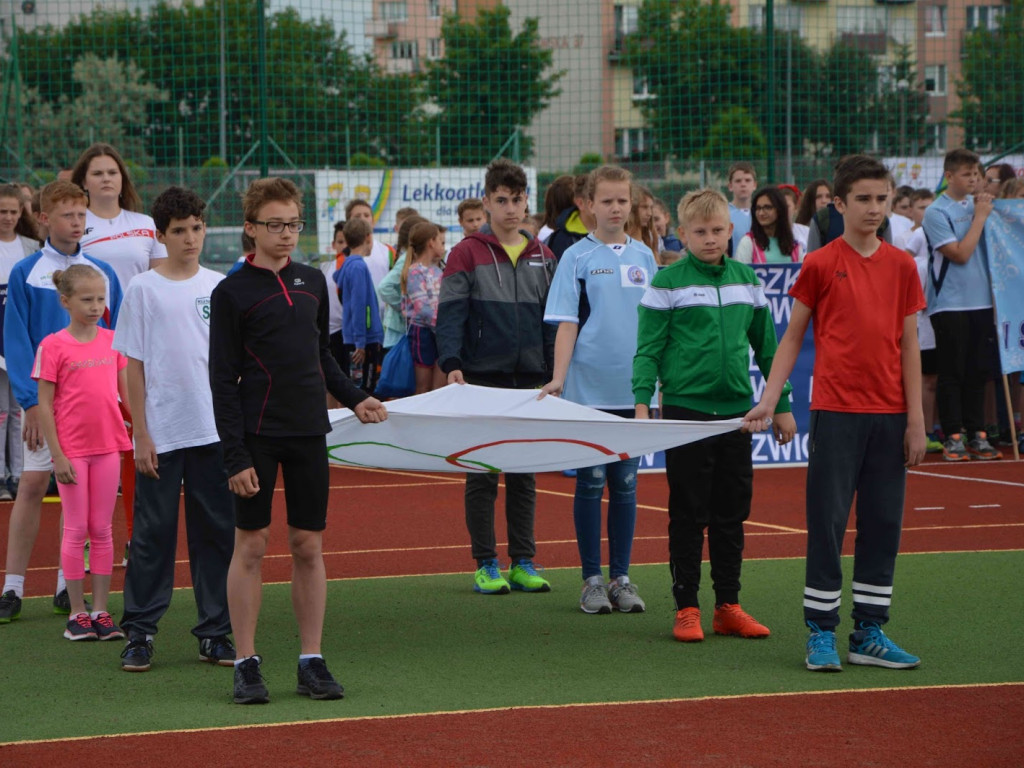 Kruszwickie Dni Sportu: Dziś oficjalnie otworzyliśmy wielofunkcyjne boisko [GALERIA]