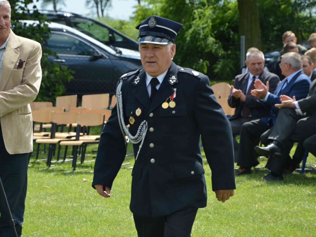 Racice; Uroczystości nadania imienia Niepublicznej Szkole Podstawowej w Racicach