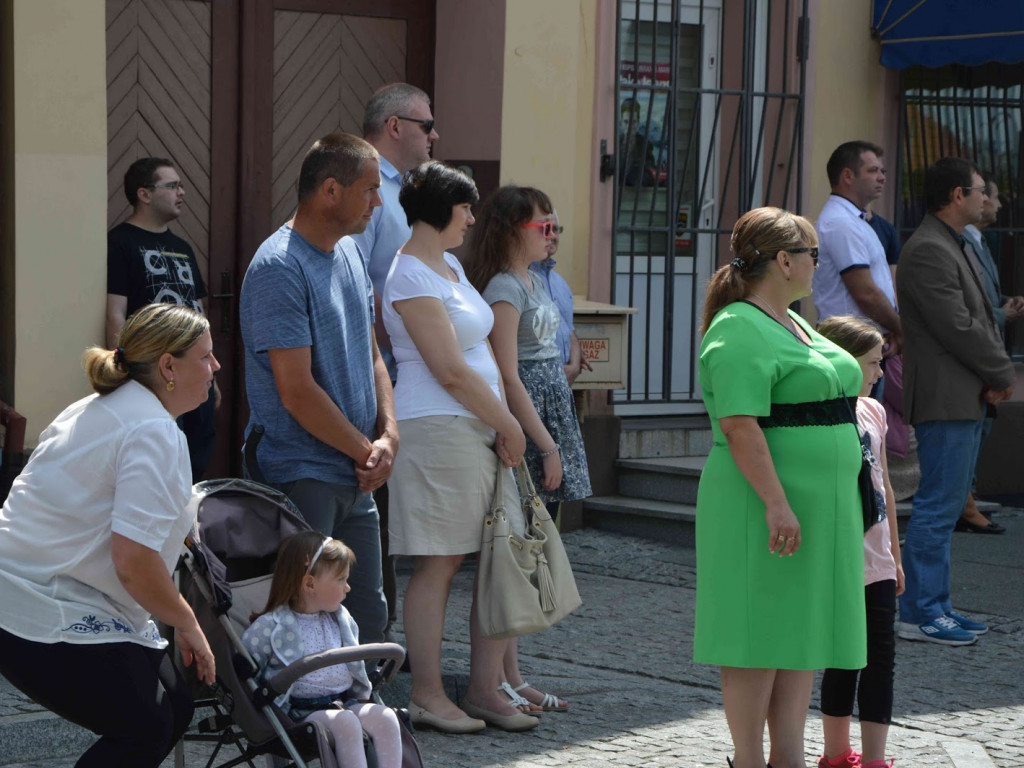 Wielka manifestacja chrześcijańskiej wiary.Tłumy kruszwiczan w procesji Bożego Ciała [GALERIA]