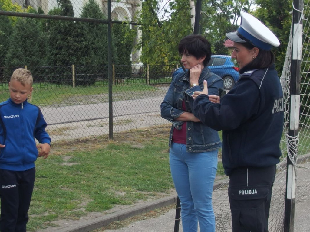 Uczniowie z Polanowic na egzaminie praktycznym z jazdy na rowerze [FOTO]